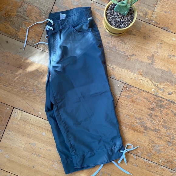 White Sierra Capris - 10 - Picture 8 of 9